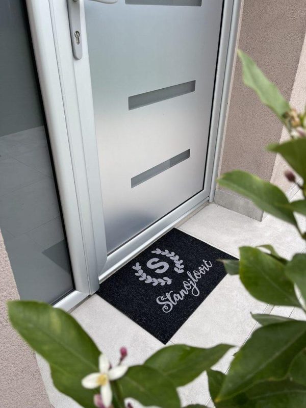 otirac-vencic-rotated