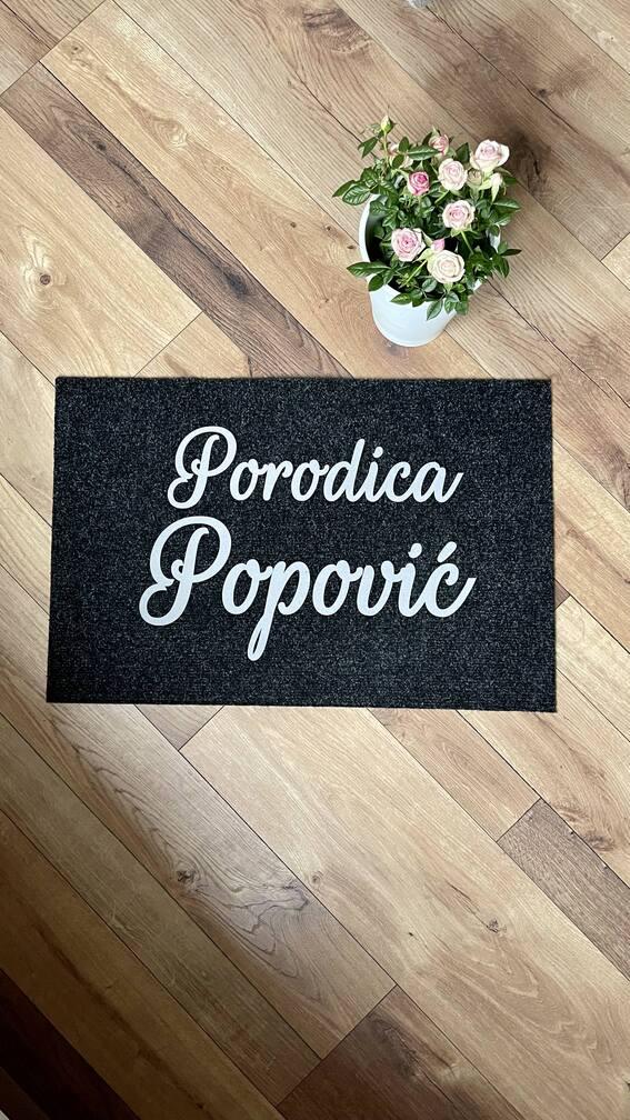 personalizovani-otirac-crni-porodica