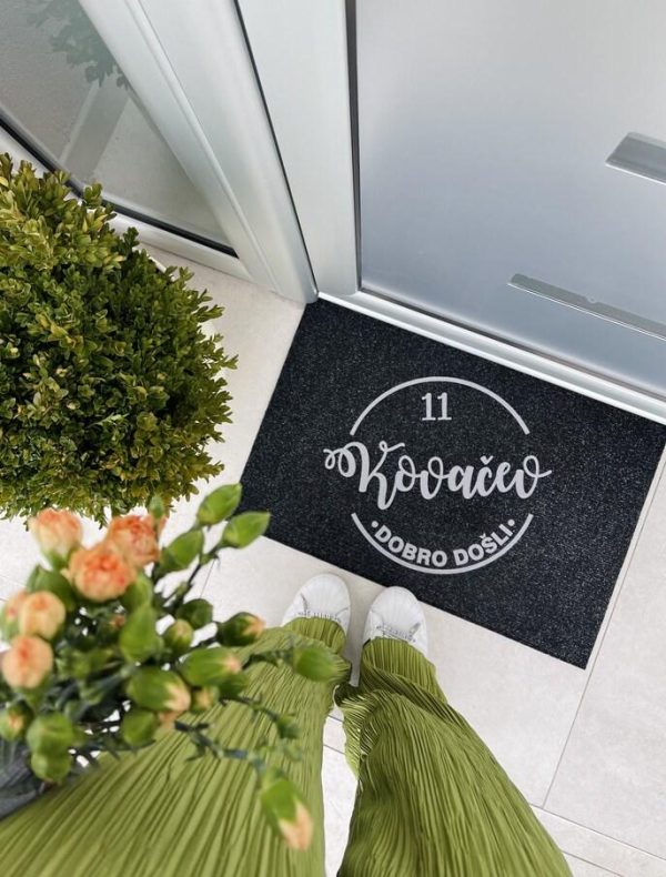 personalizovani-otirac-prezime-kovacev