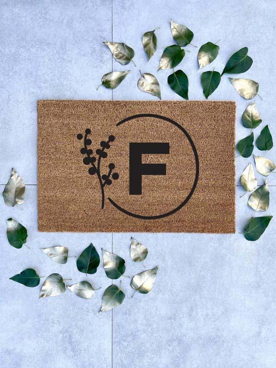 krug-slovo-otirac-po-zelji