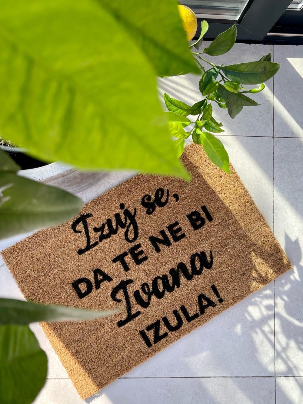 Izuj-se-da-te-ne-bi-Ivana-izula